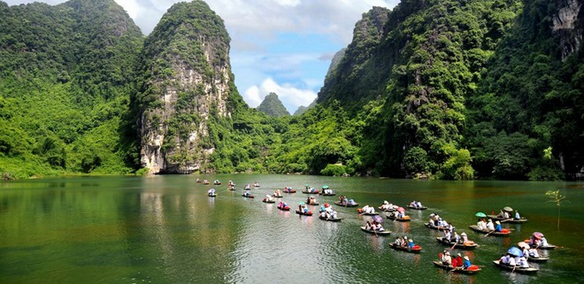 Ninh Binh boat rent Ninh Binh boat rent