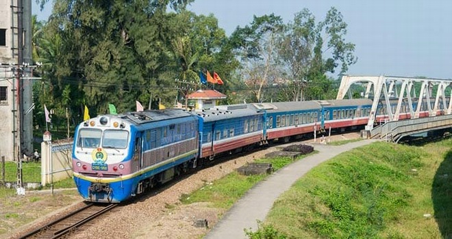 Train Hanoi to Ninh Binh Train Hanoi to Ninh Binh